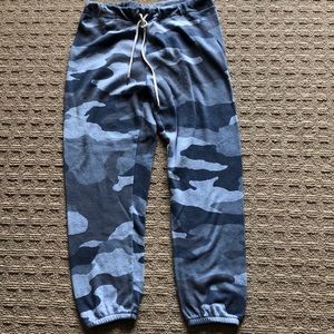 aerie camo joggers